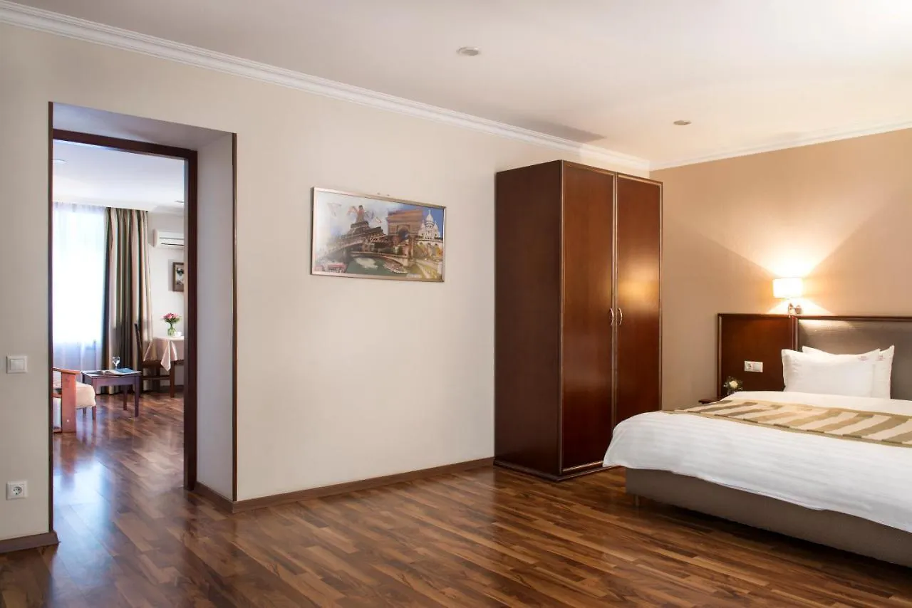 Apartments In City Center Area 키예프 0*,  우크라이나